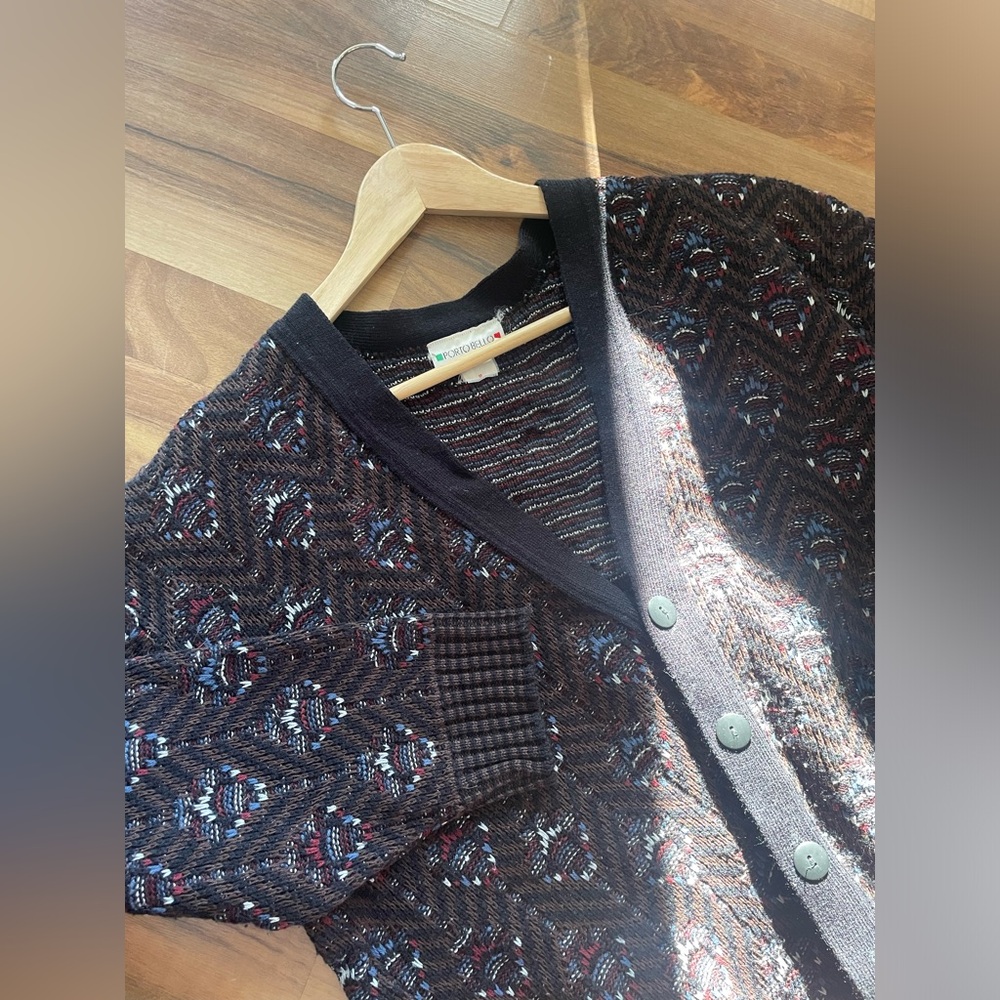 Vintage 90s V-Neck Patterned Cardigan